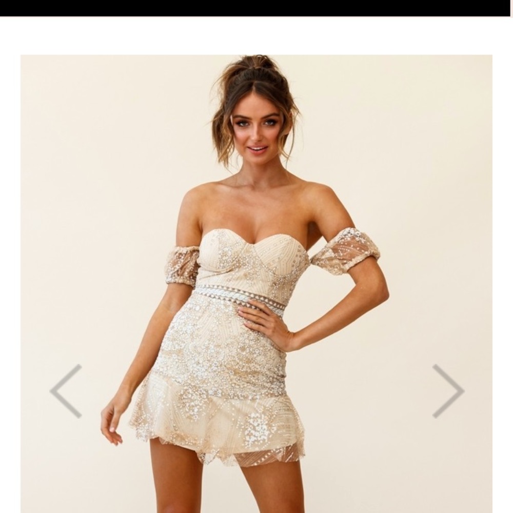 selfie leslie cherice off shoulder gold dress